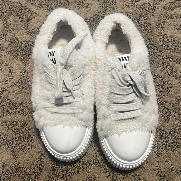 White Fuzzy Mui Mui Sneakers - Picture 1 of 5